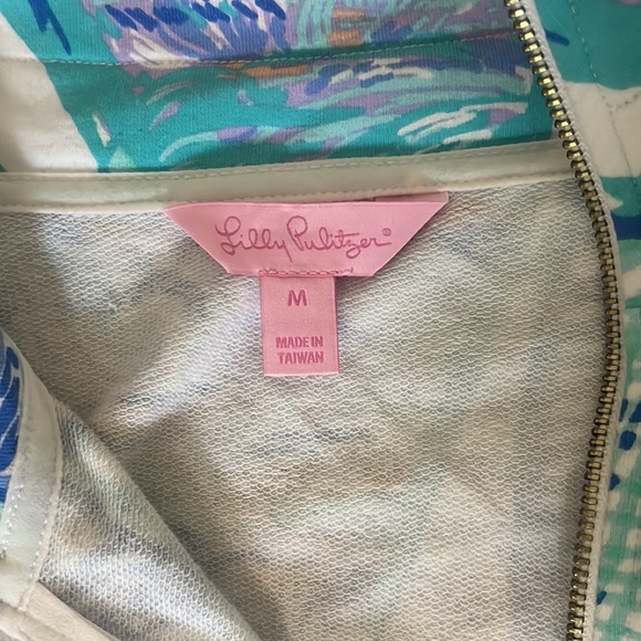 Lilly Pulitzer long-sleeved quarter zip pullover - Picture 2 of 3